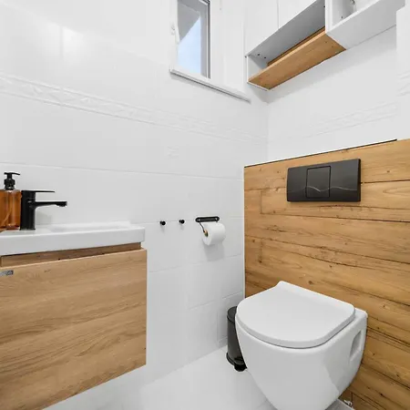 Brightside - Up To 6 Guests Apartment