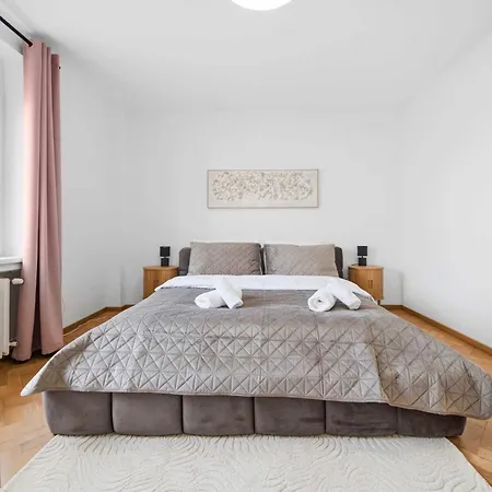 Apartment Brightside - Up To 6 Guests