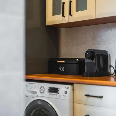 Brightside - Up To 6 Guests Apartment Bratislava